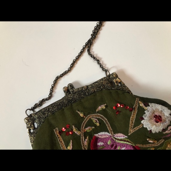 [Alexia Crawford] Olive Embroidered Evening Purse - Picture 5 of 7